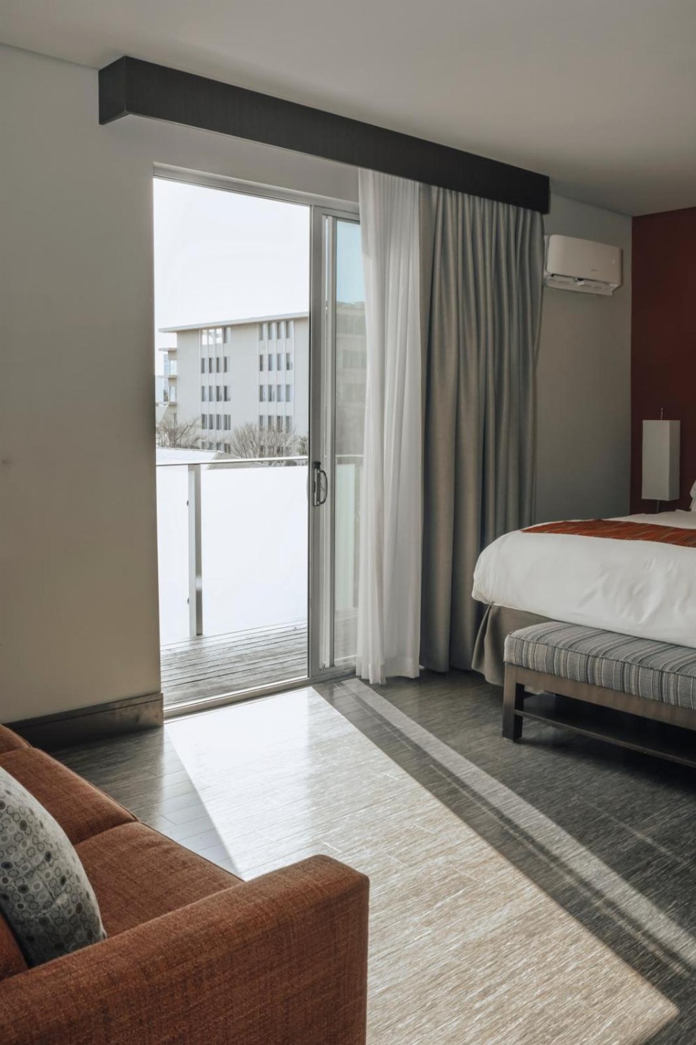 Sirtaj Hotel
